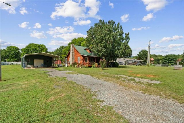 325 Classic Lane, Chatsworth, GA 30705