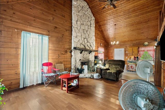 325 Classic Lane, Chatsworth, GA 30705