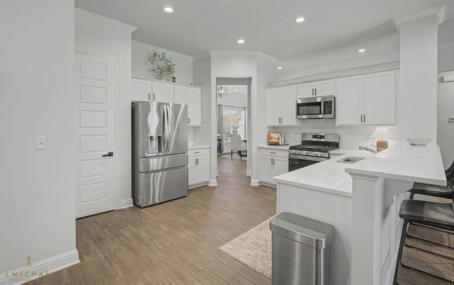 303 Prien Lake Loop, Bossier City, LA 71111