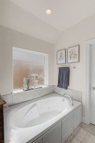 303 Prien Lake Loop, Bossier City, LA 71111