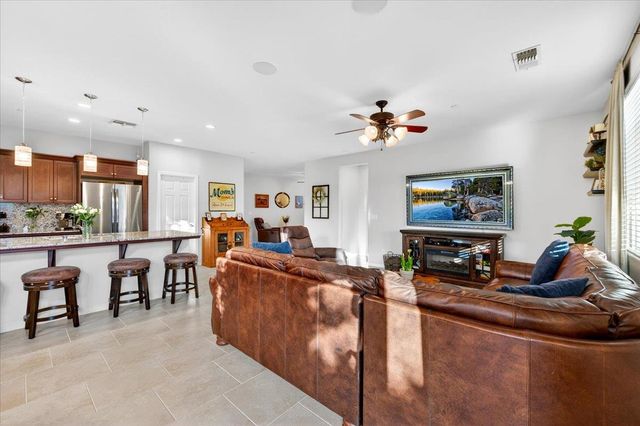 3088 Teague, Clovis, CA 93619