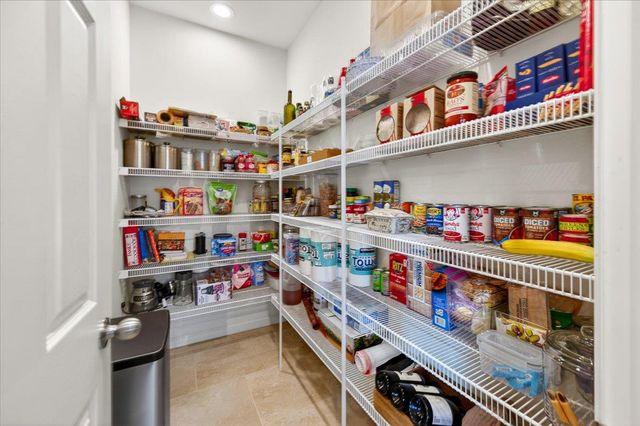 3088 Teague, Clovis, CA 93619