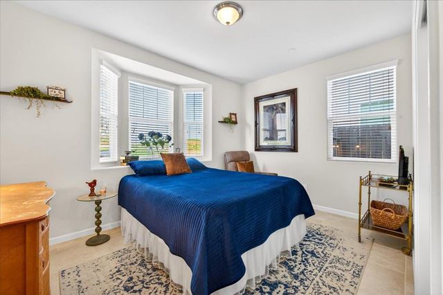 3088 Teague, Clovis, CA 93619