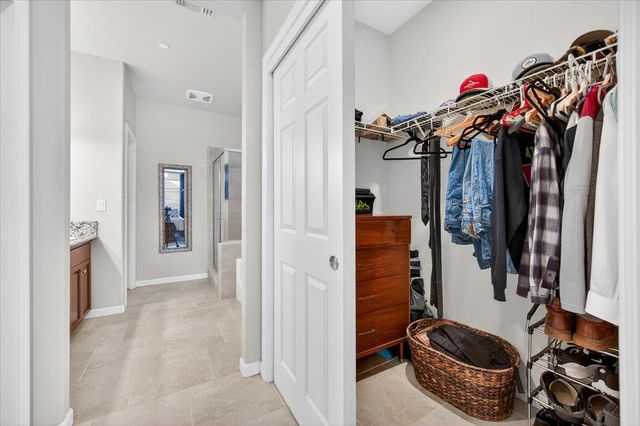 3088 Teague, Clovis, CA 93619