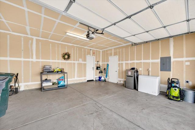 3088 Teague, Clovis, CA 93619