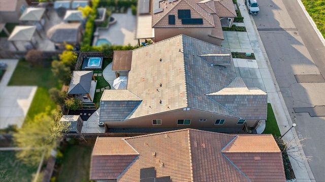 3088 Teague, Clovis, CA 93619