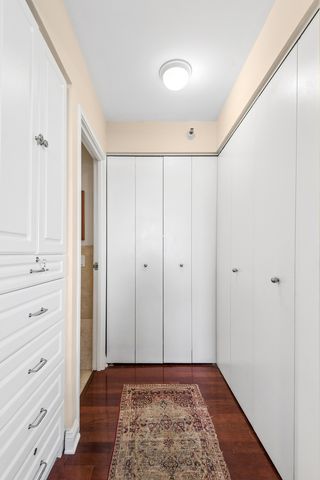 3660 N Lake Shore Drive 2812, Chicago, IL 60613