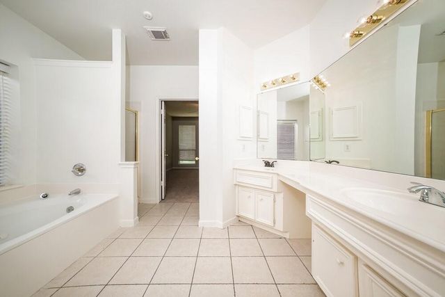 11727 Newlands Court, Tomball, TX 77377