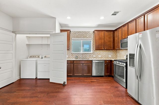 2101 Rivers Edge WAY 25, Austin, TX 78741
