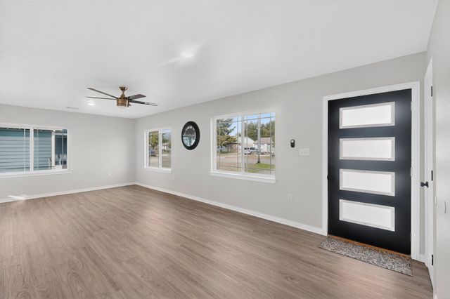 4540 Western Oaks Drive, Dallas, TX 75211