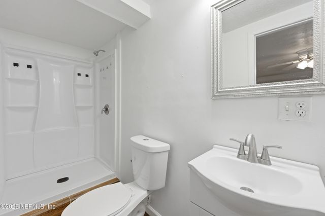 5855 W JAGUAR Drive, Jacksonville, FL 32244