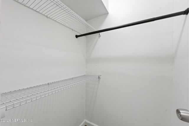 5855 W JAGUAR Drive, Jacksonville, FL 32244