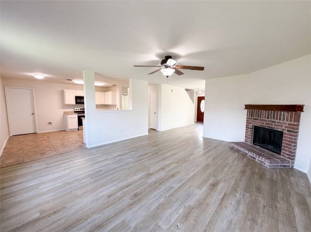 2904 Lake Vista Drive, Wylie, TX 75098
