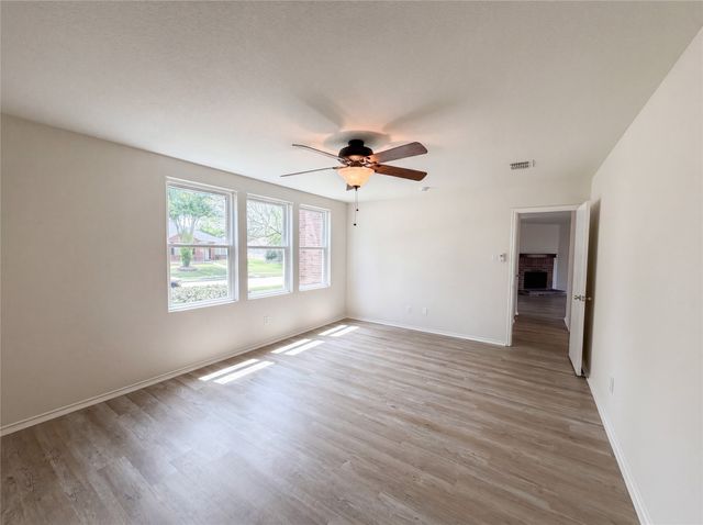 2904 Lake Vista Drive, Wylie, TX 75098