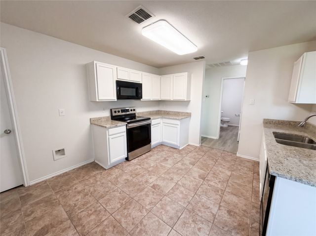 2904 Lake Vista Drive, Wylie, TX 75098