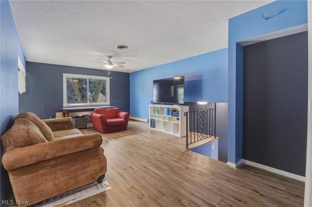 364 Wallace Drive, Berea, OH 44017