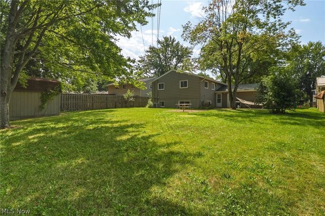 364 Wallace Drive, Berea, OH 44017