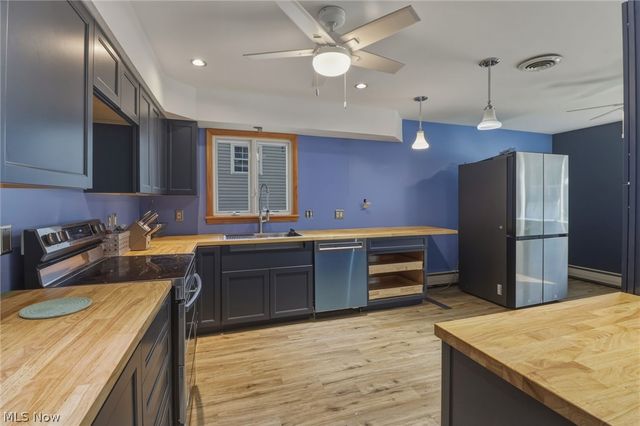 364 Wallace Drive, Berea, OH 44017
