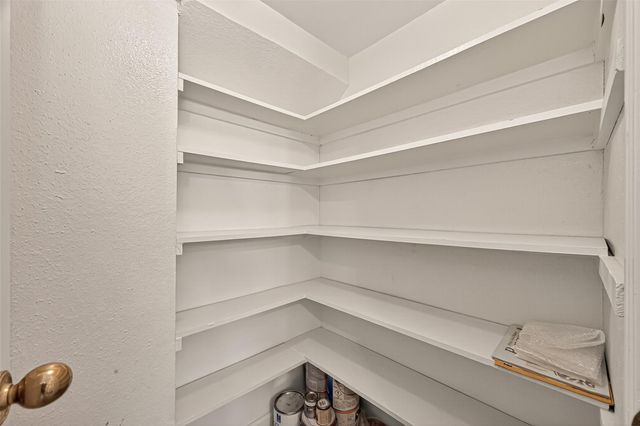 11711 Memorial Drive 13, Houston, TX 77024