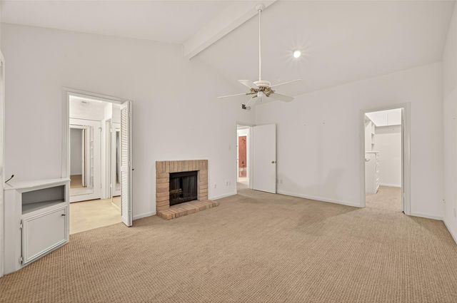 11711 Memorial Drive 13, Houston, TX 77024
