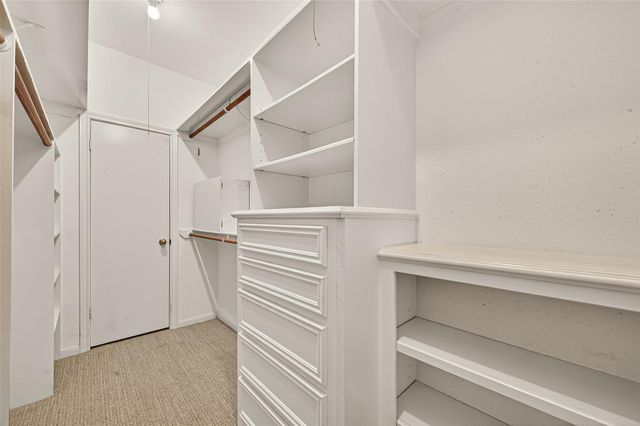 11711 Memorial Drive 13, Houston, TX 77024