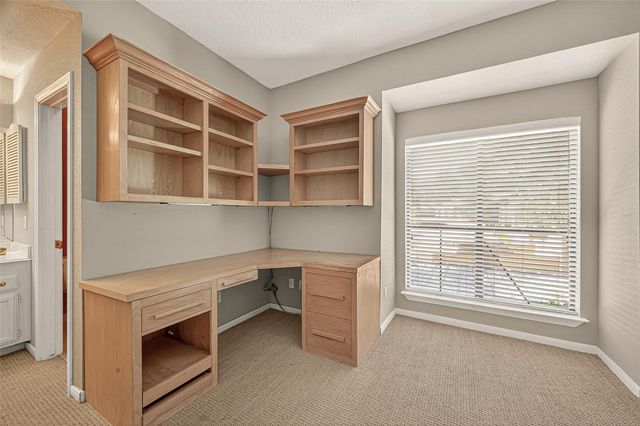 11711 Memorial Drive 13, Houston, TX 77024