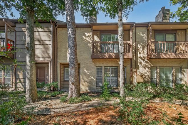 11711 Memorial Drive 13, Houston, TX 77024
