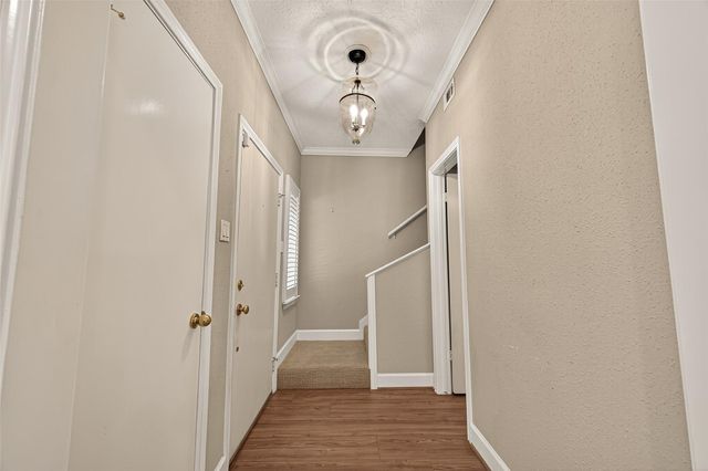 11711 Memorial Drive 13, Houston, TX 77024