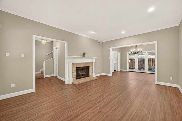 11711 Memorial Drive 13, Houston, TX 77024