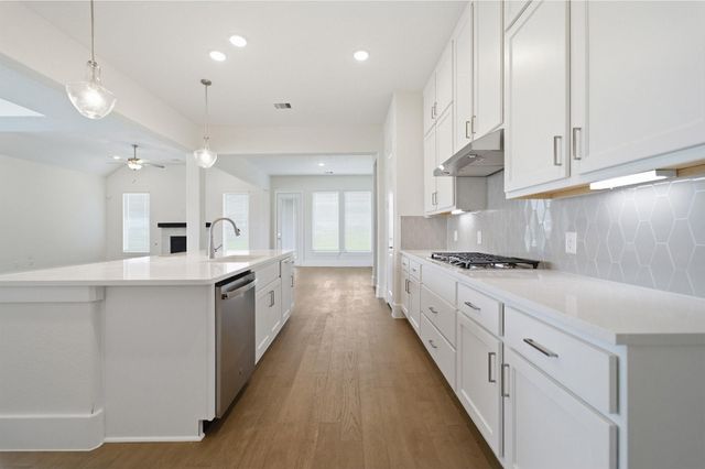 602 Johnston Drive, Rosharon, TX 77583