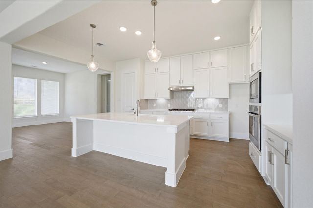 602 Johnston Drive, Rosharon, TX 77583