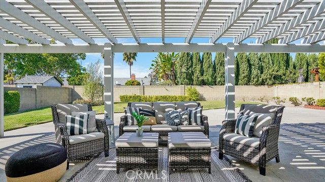 26221 Avenida Deseo, Mission Viejo, CA 92692