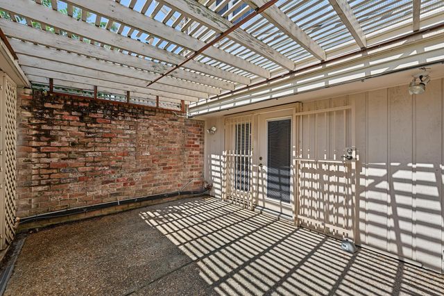 2021 Winrock Boulevard 167, Houston, TX 77057