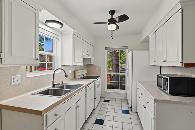 2021 Winrock Boulevard 167, Houston, TX 77057
