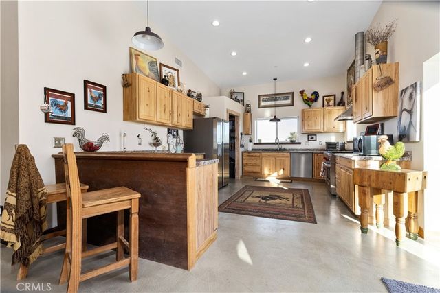 4265 Nickel Creek Road, San Miguel, CA 93451