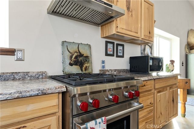 4265 Nickel Creek Road, San Miguel, CA 93451