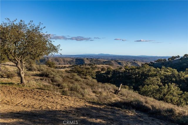 4265 Nickel Creek Road, San Miguel, CA 93451