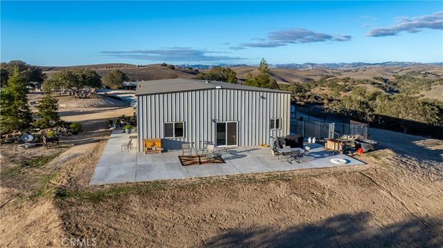 4265 Nickel Creek Road, San Miguel, CA 93451