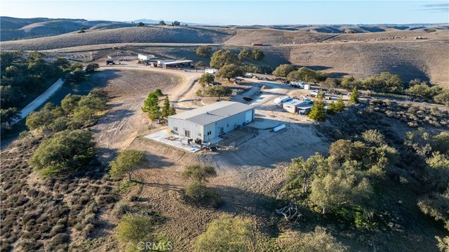 4265 Nickel Creek Road, San Miguel, CA 93451