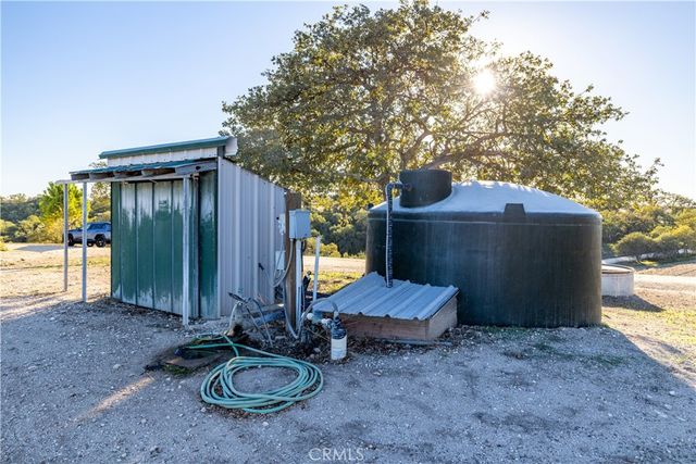 4265 Nickel Creek Road, San Miguel, CA 93451