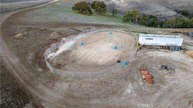 4265 Nickel Creek Road, San Miguel, CA 93451