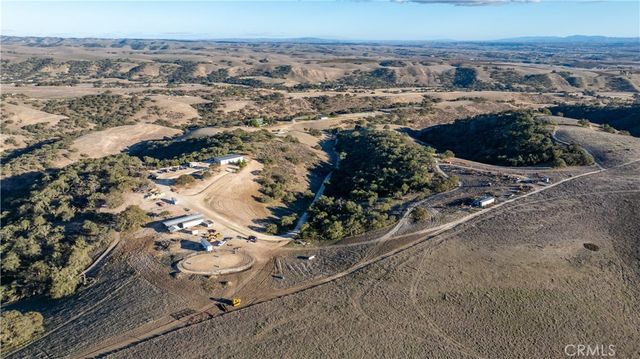 4265 Nickel Creek Road, San Miguel, CA 93451