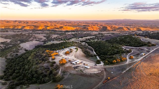 4265 Nickel Creek Road, San Miguel, CA 93451