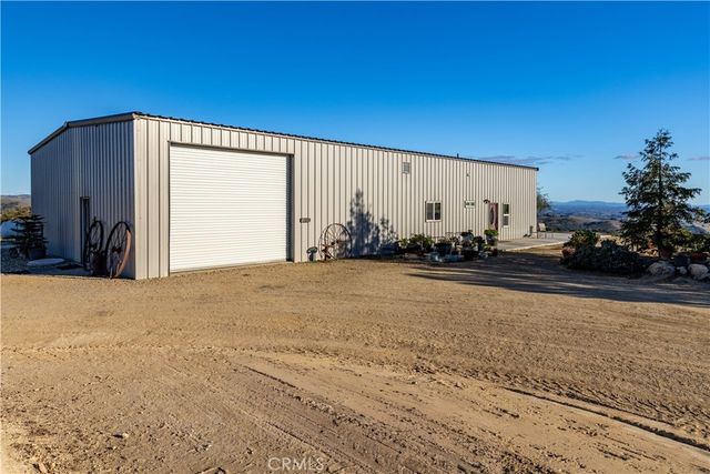 4265 Nickel Creek Road, San Miguel, CA 93451
