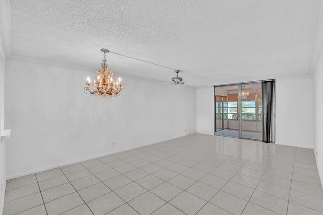 6650 S Oriole Boulevard 1040, Delray Beach, FL 33446