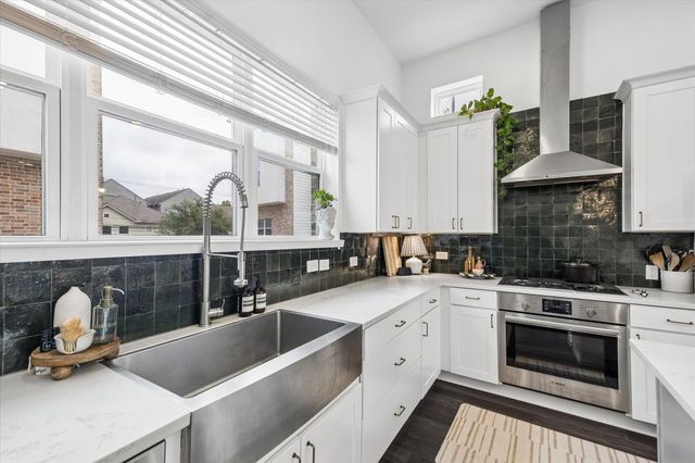 1020 Patterson Street, Houston, TX 77007