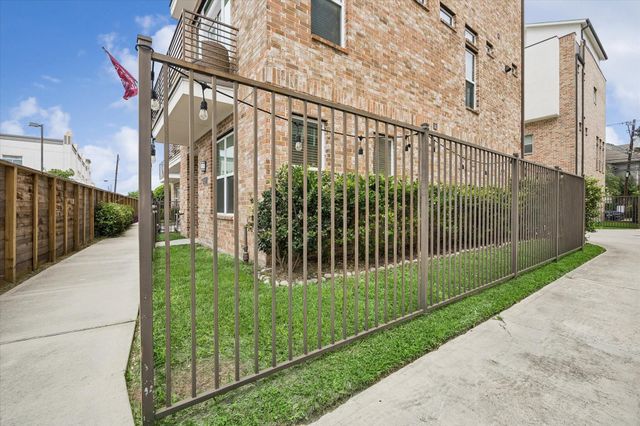1020 Patterson Street, Houston, TX 77007
