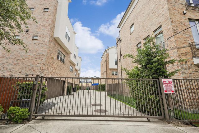 1020 Patterson Street, Houston, TX 77007