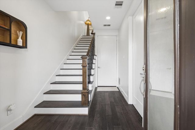 1020 Patterson Street, Houston, TX 77007