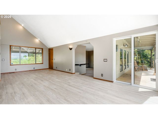 115 LEGACY Dr, Woodland, WA 98674